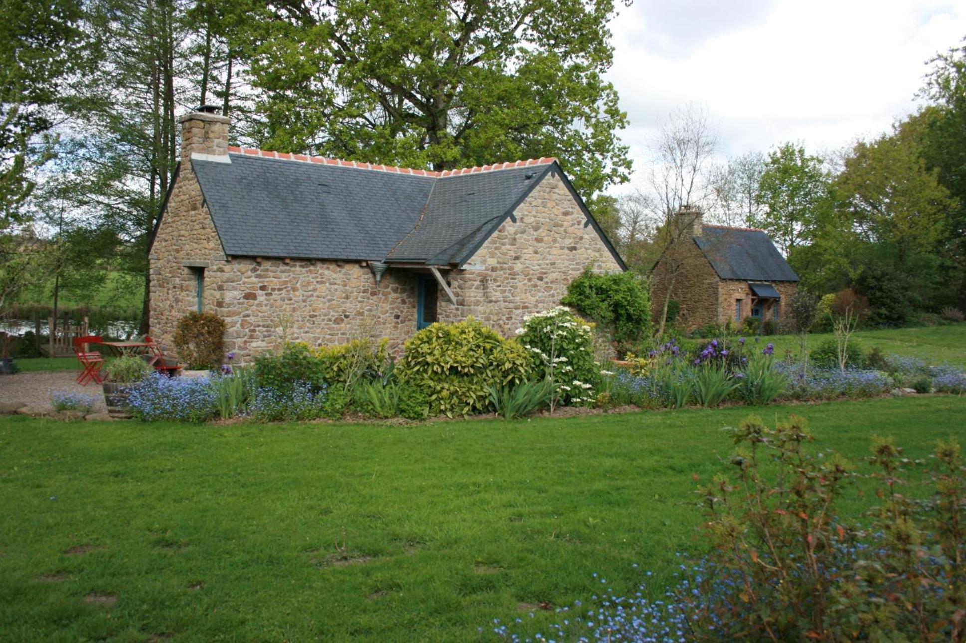 Saint-Pierre-de-Plesguen Au Pont Ricoul Bed & Breakfast エクステリア 写真