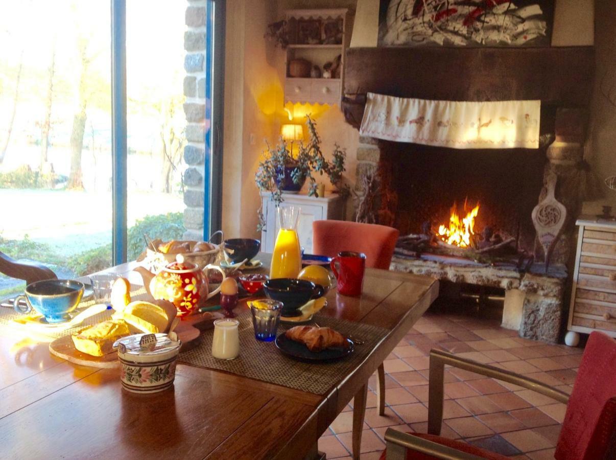Saint-Pierre-de-Plesguen Au Pont Ricoul Bed & Breakfast エクステリア 写真